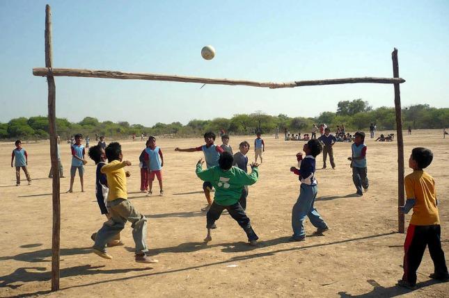 Red Comunidades Rurales, junto a Mercado Libre, FC Bola y Fundación Andreani lanzan campaña solidaria.